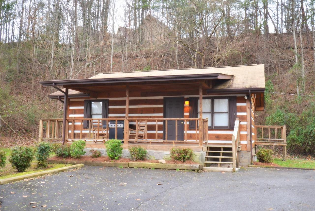 Tucked Away Cabin Villa Pigeon Forge Exterior photo